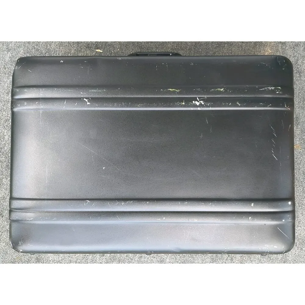 Vintage Zero Halliburton Black Aluminum Gear Case (26